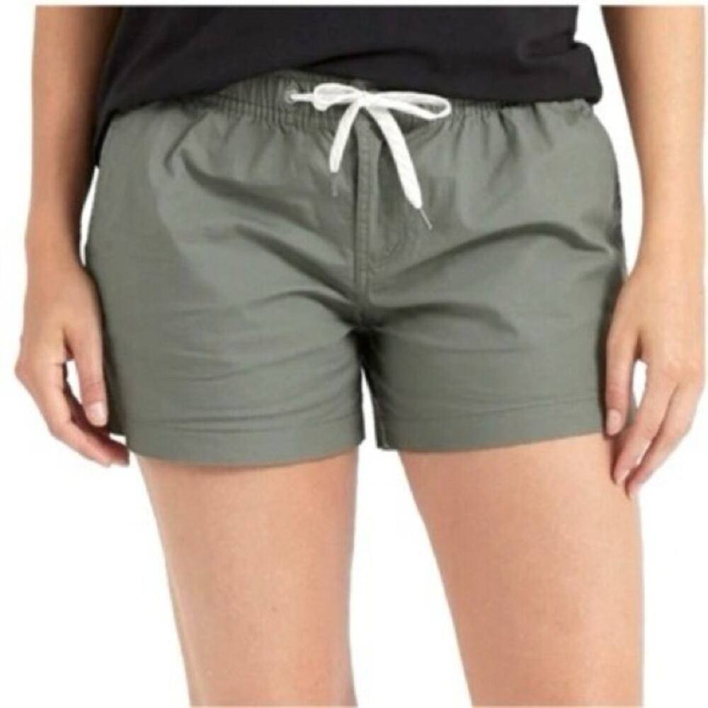 Vuori Green Ripstop Shorts Small